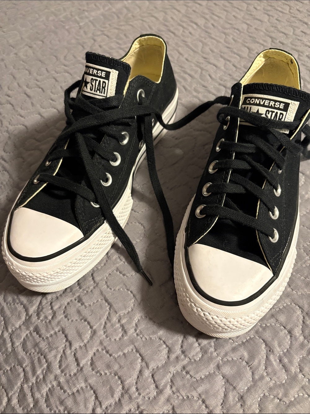 Converse Chuck Taylor All Star Lift Platform Low Top Canvas Women’s 6.5 560250C